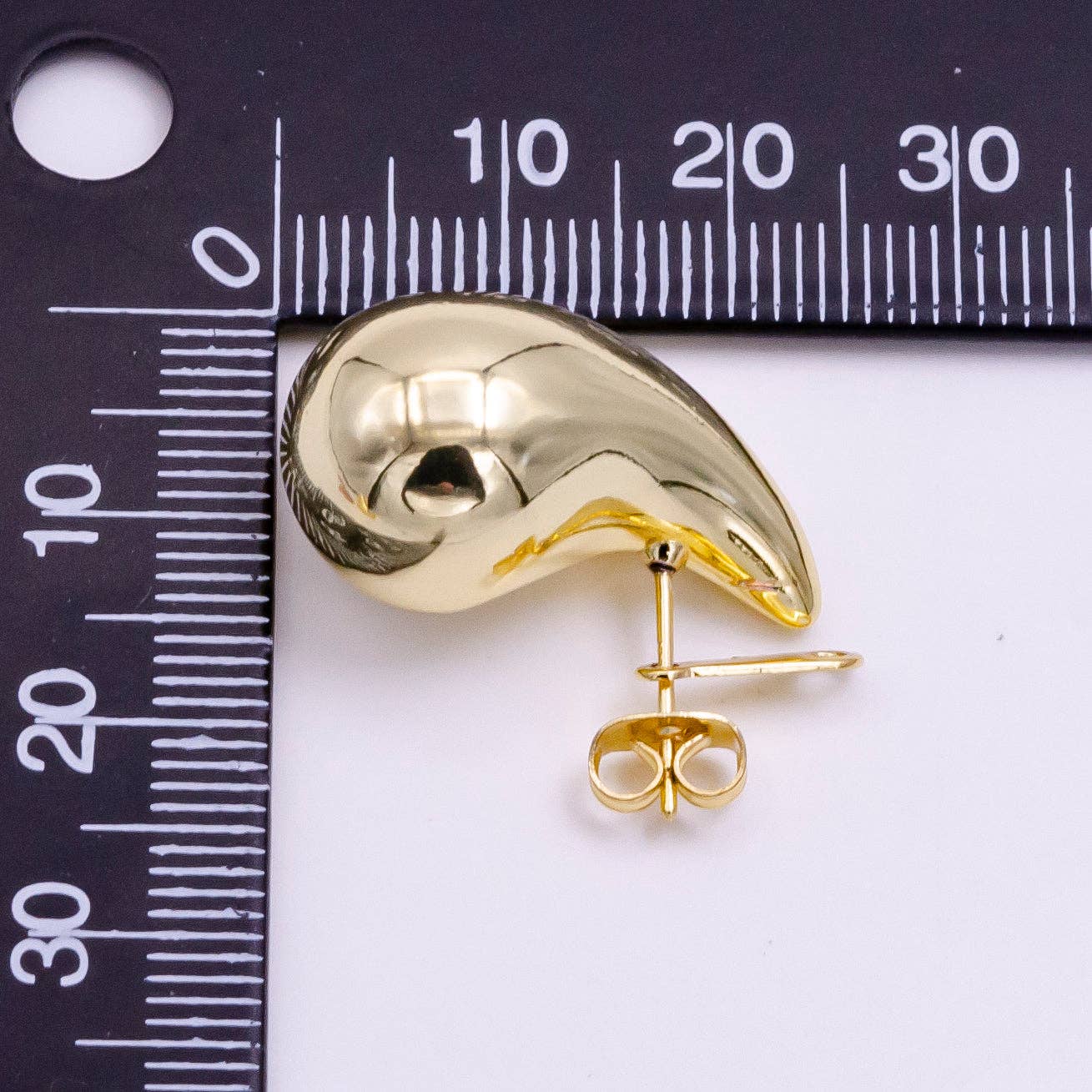 14K Gold Filled 25mm Chunky Modern Teardrop Stud Kylie Earri