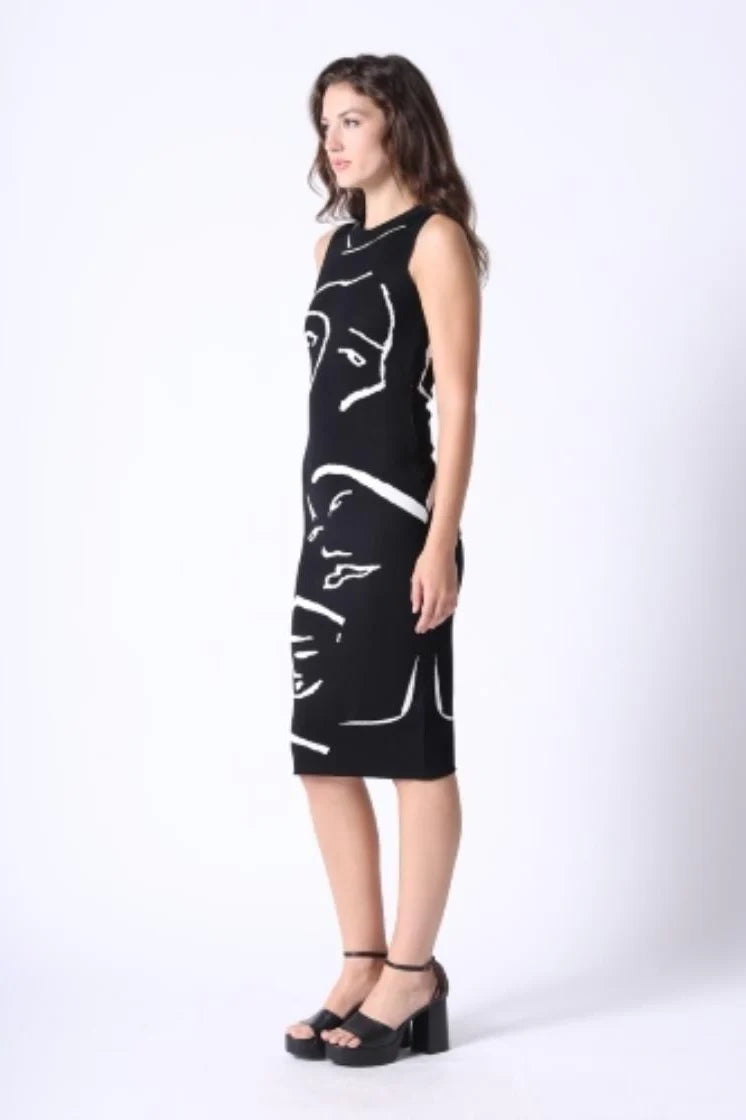 Dresses - Face-Line Print H-Line Knit Dress