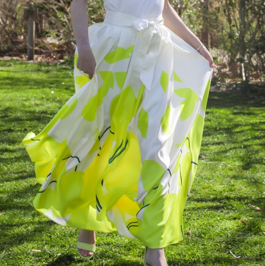 Flower detail maxi skirt wi white yellow