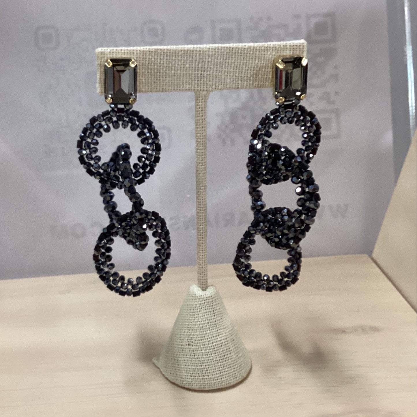 Earrings - black