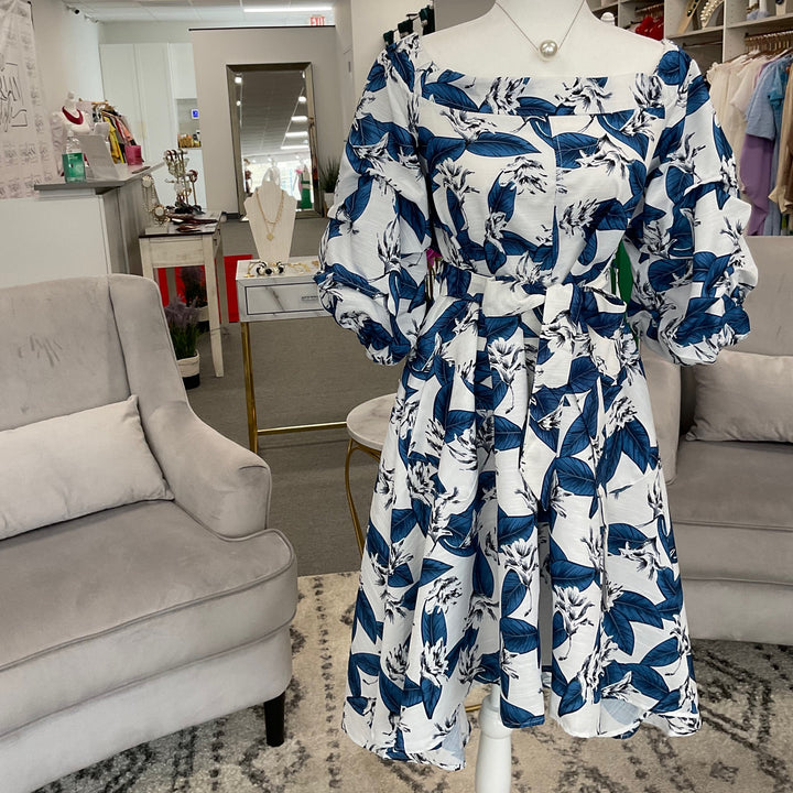 Dress-white with belt in the same material - Marian Style Boutique