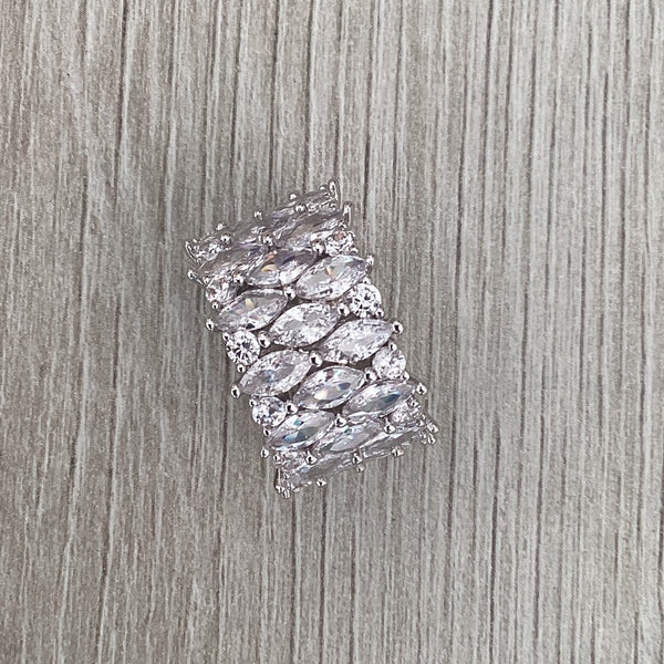 Thick ring composed of marquise and round crystals clear - Marian Style Boutique