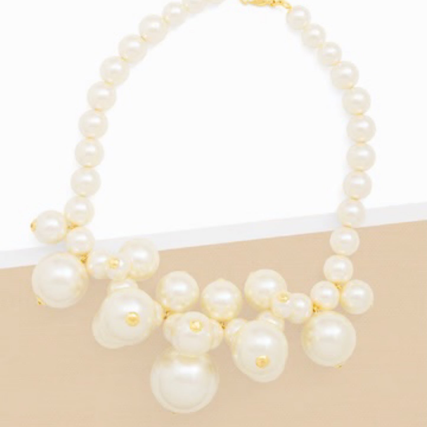 Chunky pearl cluster collar necklace