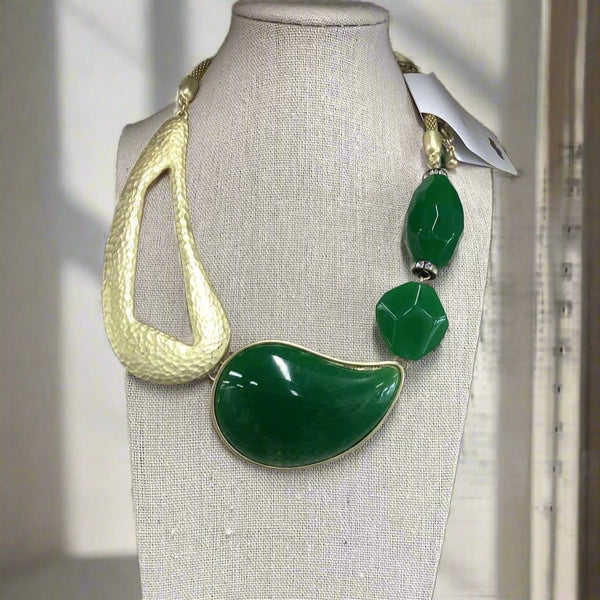 Green-Necklace with tassel - Marian Style Boutique