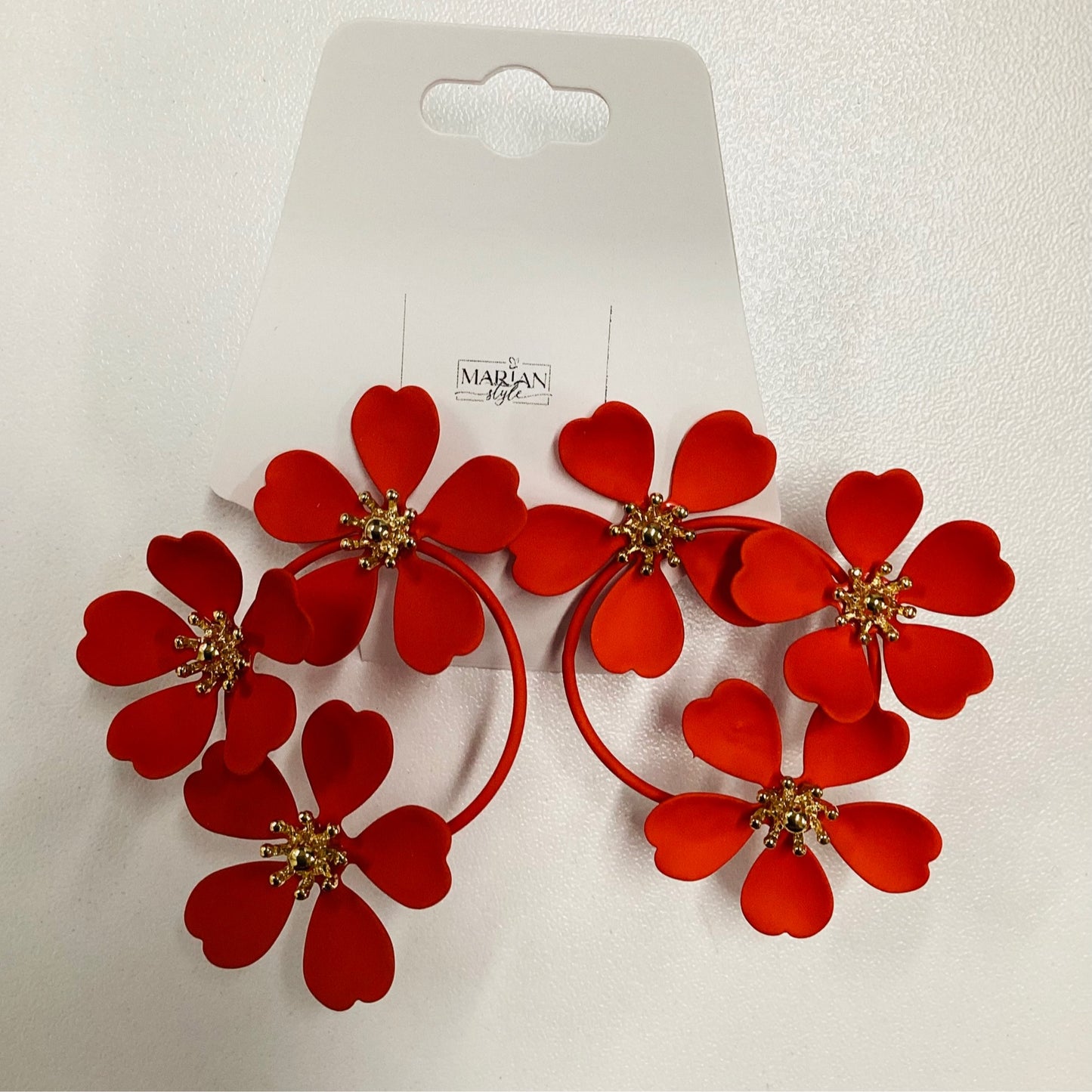 Red- Drop Hoop earring with Painted metal Daisy