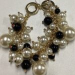 Pearl/Black- Pearl Cluster Gold Chain